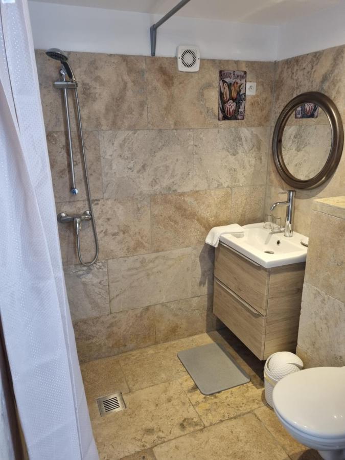 La Bastide Bed & Breakfast Bédarrides Екстериор снимка
